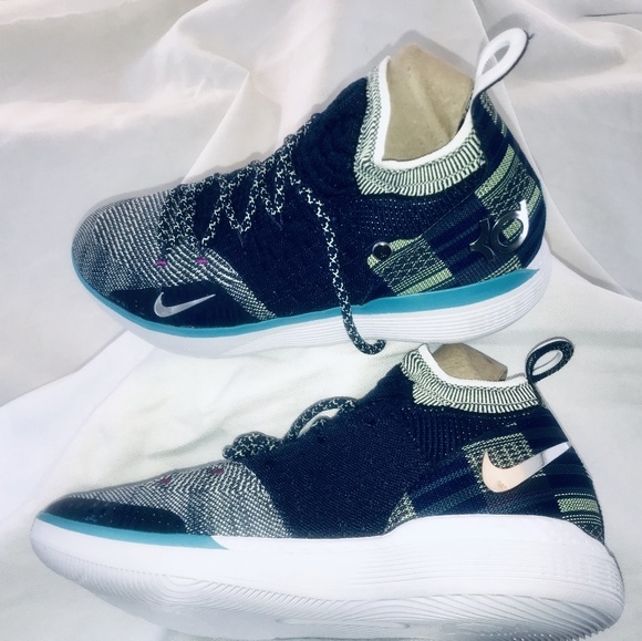 nike zoom kd11 bhm
